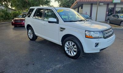 2014 Land Rover LR2 Base HSE US
