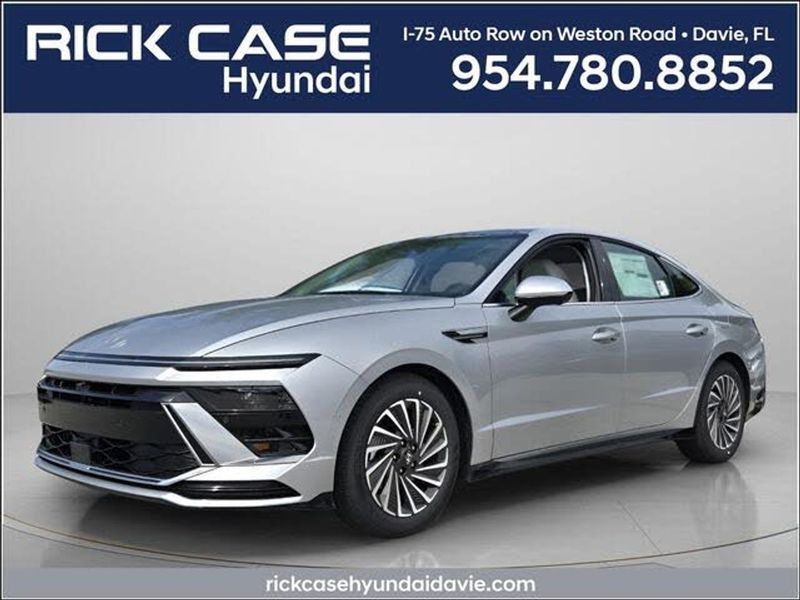2026 Hyundai Sonata Hybrid — a typically priced live listing