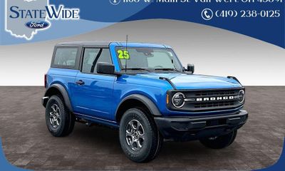 2025 Ford Bronco Base