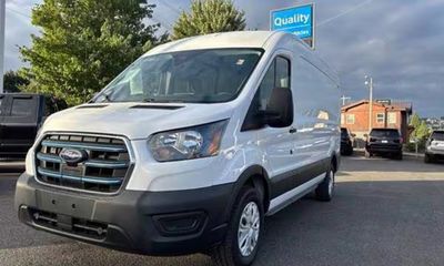 2023 Ford Transit 350 Medium Roof