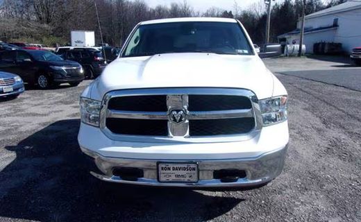 2023 Ram 1500 SLT