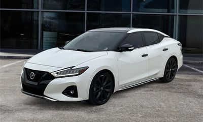 2020 Nissan Maxima Platinum