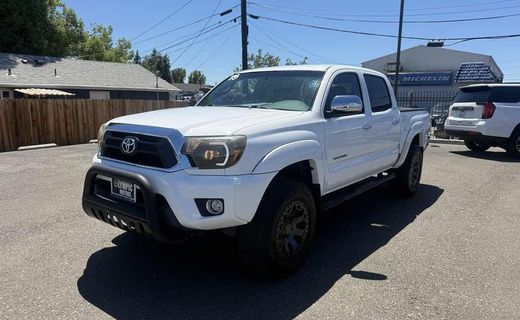 2013 Toyota Tacoma Delux