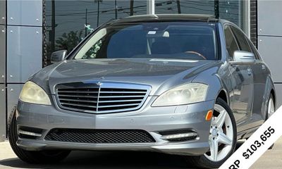 2010 Mercedes-Benz S-Class S550