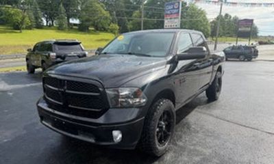 2019 Ram 1500 SLT