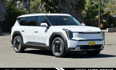 2026 Kia EV9 Wind