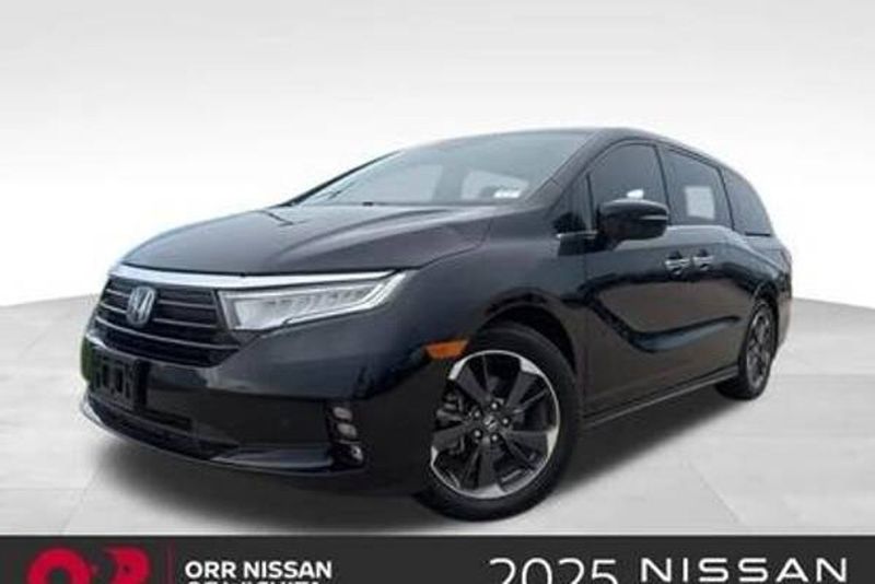 2022 Honda Odyssey — a typically priced live listing