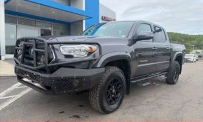 2023 Toyota Tacoma SR5