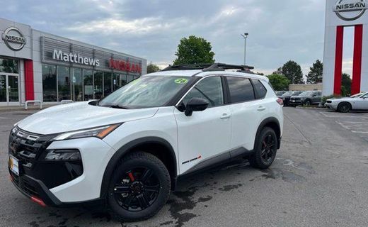 2026 Nissan Rogue SV