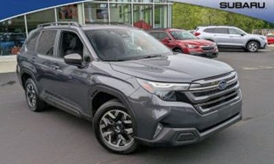 2025 Subaru Forester Premium