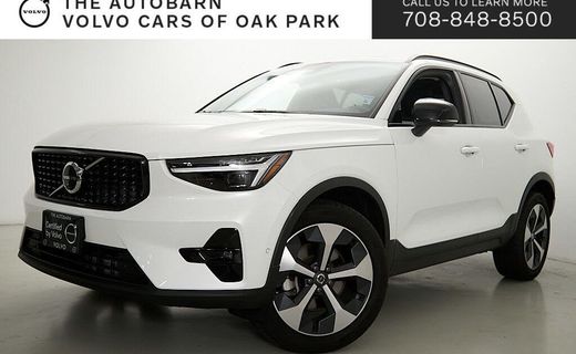 2026 Volvo XC40 Plus Dark