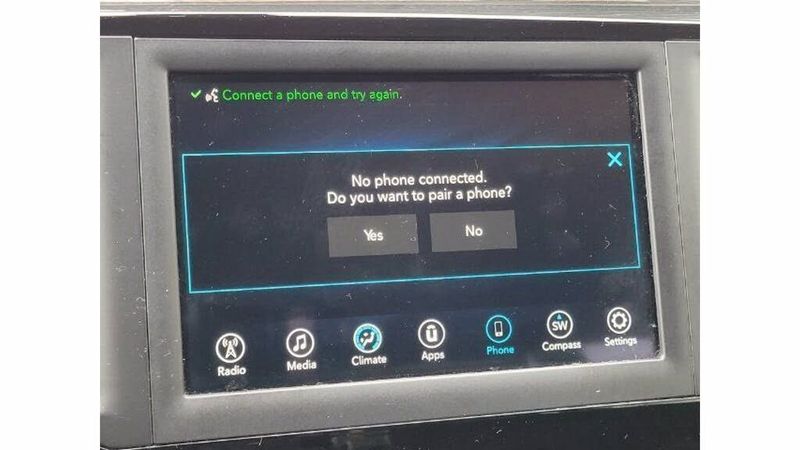 2018 Chrysler Pacifica — a typically priced live listing