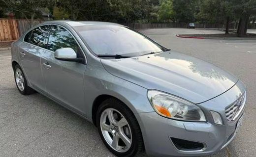 2013 Volvo S60 T5