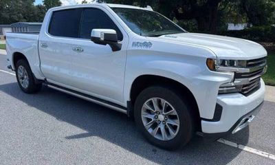 2021 Chevrolet Silverado High Country