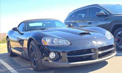 2003 Dodge Viper SRT10 Roadster