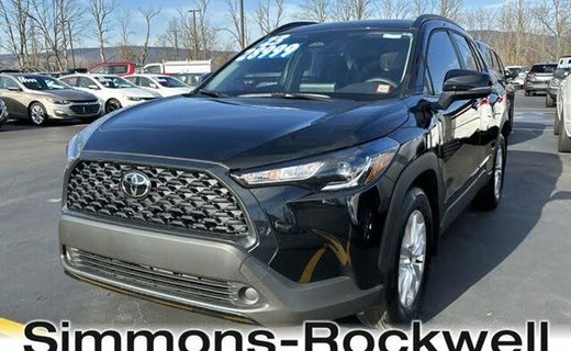 2023 Toyota Corolla Cross LE