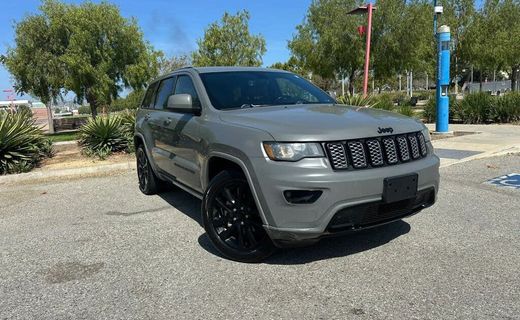 2019 Jeep Grand Cherokee Altitude