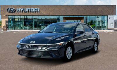 2026 Hyundai Elantra SE
