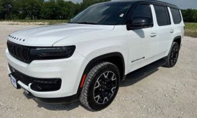 2026 Jeep Grand Wagoneer Base