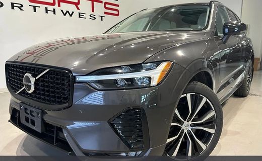 2023 Volvo XC60 Plus Dark