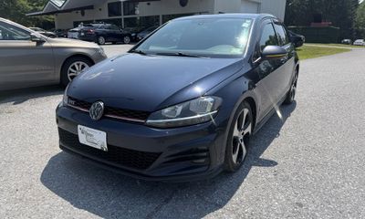 2018 Volkswagen Golf GTI S SE Autobahn