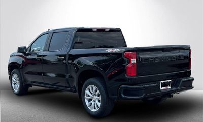 2021 Chevrolet Silverado Custom