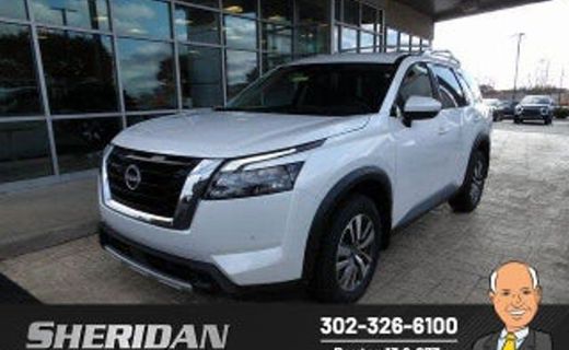 2024 Nissan Pathfinder SV