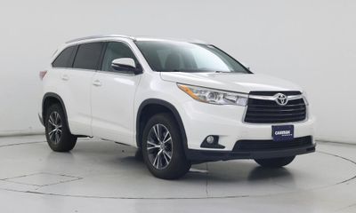 2016 Toyota Highlander Base Hybrid
