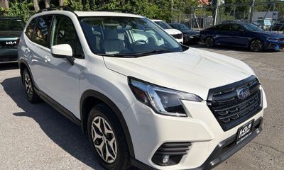 2024 Subaru Forester Premium