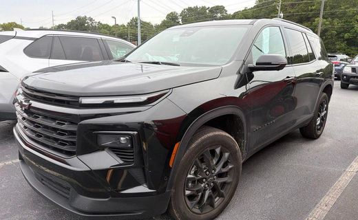 2024 Chevrolet Traverse LT