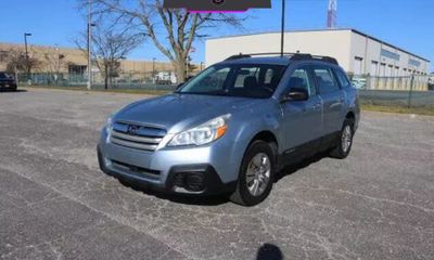 2013 Subaru Outback Base