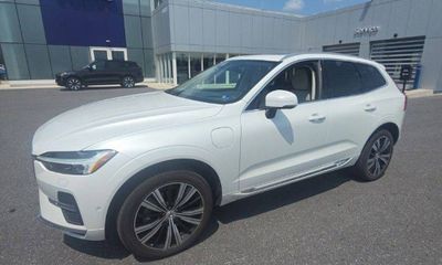 2022 Volvo XC60 Inscription