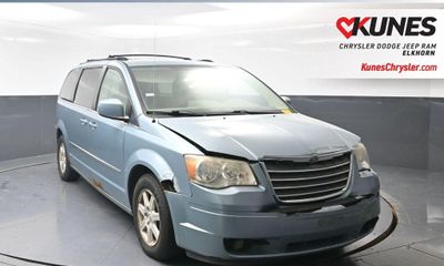 2009 Chrysler Town AND Country Touring Signature