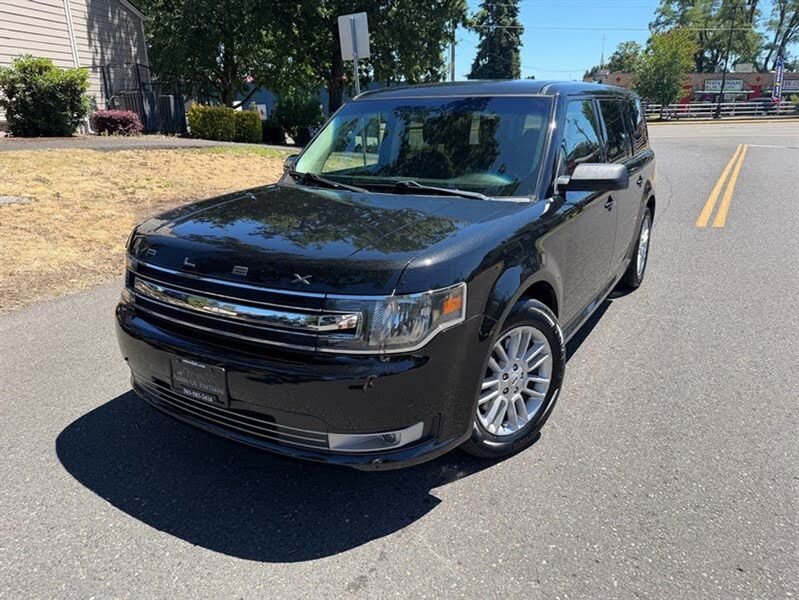 2013 Ford FLEX — a typically priced live listing