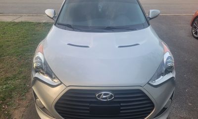 2014 Hyundai Veloster GLS 1 6