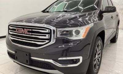 2017 GMC Acadia SLT 1