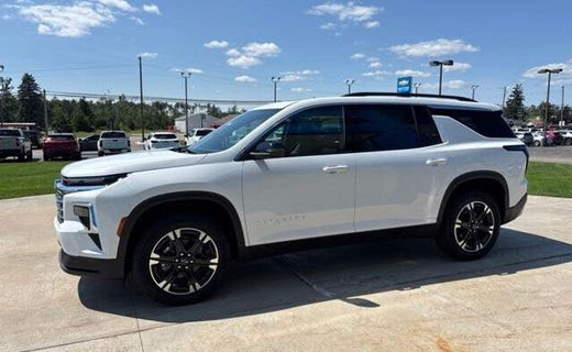 2027 Chevrolet Traverse LT