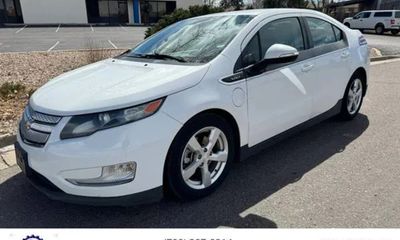 2014 Chevrolet Volt Standard
