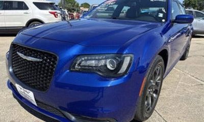 2018 Chrysler 300 300S
