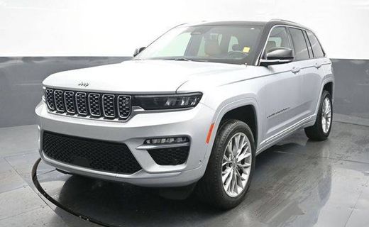 2023 Jeep Grand Cherokee Summit