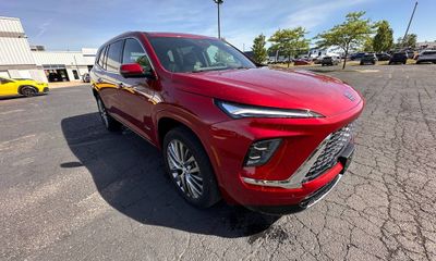 2025 Buick Enclave Avenir