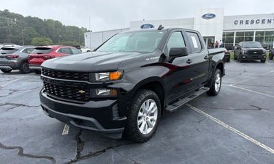 2020 Chevrolet Silverado Custom