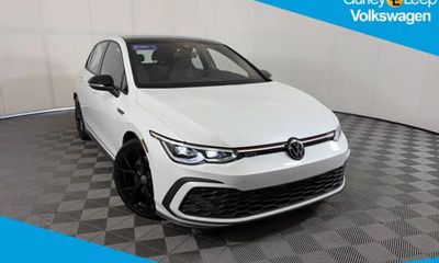 2024 Volkswagen Golf GTI 380 SE