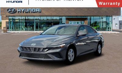 2026 Hyundai Elantra SE