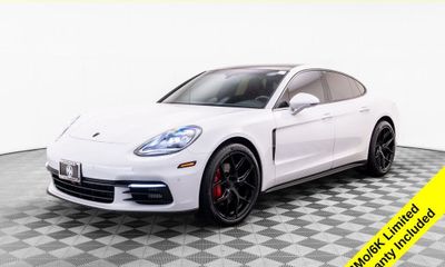 2018 Porsche Panamera 4S