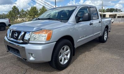 2012 Nissan Titan SV