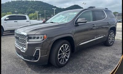 2022 GMC Acadia Denali