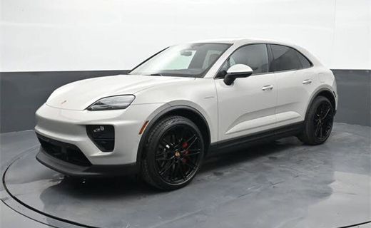2026 Porsche Macan 4S