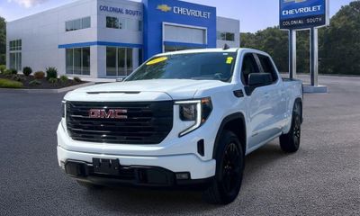 2025 GMC Sierra Elevation L
