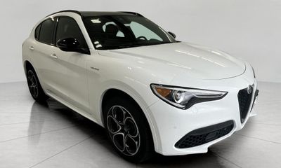 2023 Alfa Romeo Stelvio TI